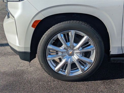 Certified 2022 Chevrolet Suburban High Country w/ Max Trailering Package image 12