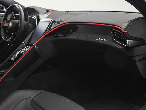 Used 2023 Ferrari Roma Nero Daytona image 20