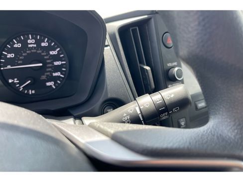 Certified 2025 Subaru Impreza 2.0i image 37