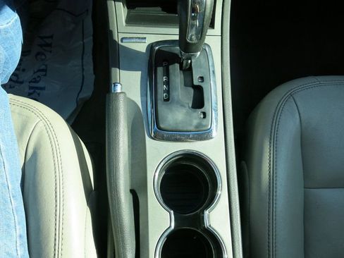 Used 2010 Ford Fusion SEL image 25