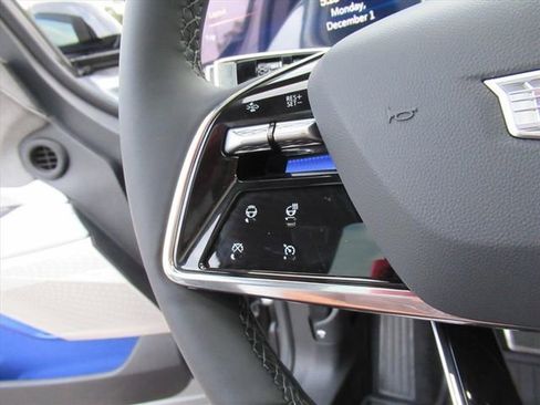 New 2026 Cadillac Optiq Luxury 1 RWD image 18