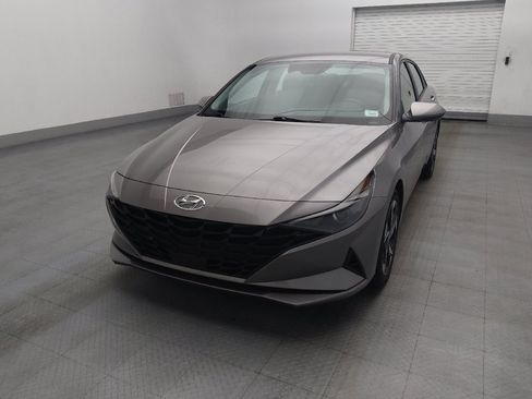 Used 2023 Hyundai Elantra SEL w/ Convenience Package FWD image 15