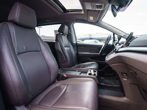 Used 2019 Honda Odyssey EX-L image 17