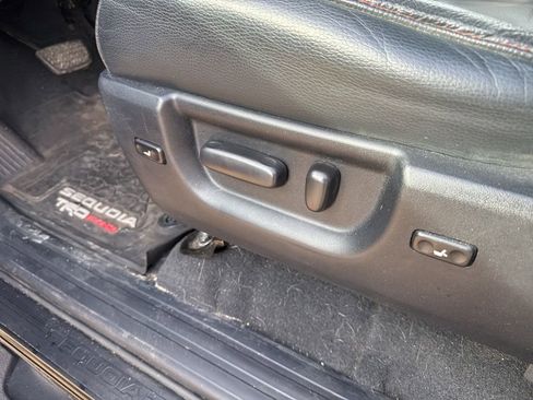 Used 2020 Toyota Sequoia TRD Pro image 7