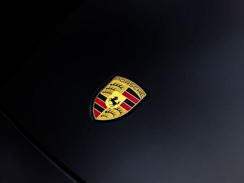 Used 2019 Porsche 911 Carrera image 40