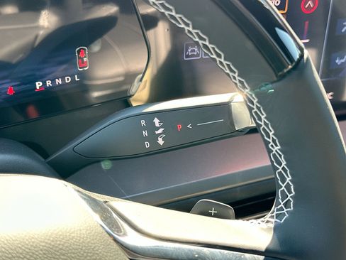 New 2026 Chevrolet Traverse LT image 26