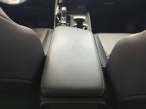 Used 2023 Lexus NX 250 FWD w/ Towing Package (2000 Lbs) image 19