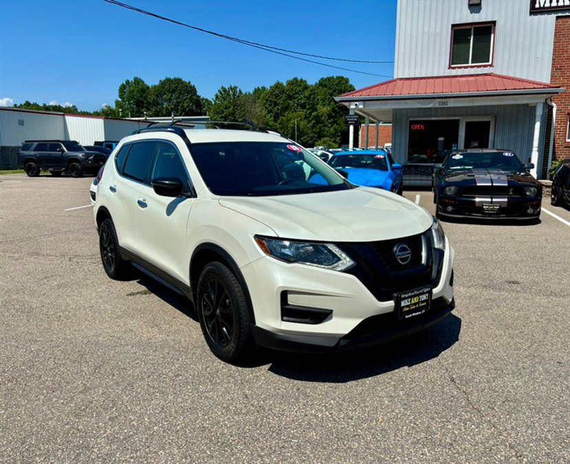 Used 2018 Nissan Rogue SV AWD/4WD image 3