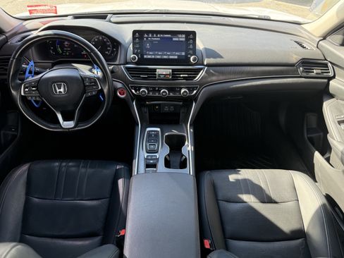 Used 2022 Honda Accord Touring image 18