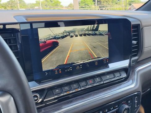 Certified 2024 Chevrolet Silverado 1500 LTZ w/ LTZ Premium Package AWD/4WD image 35