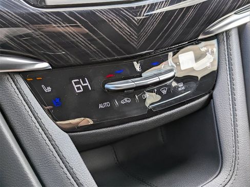 Certified 2025 Cadillac XT6 Premium Luxury w/ Technology Package image 12