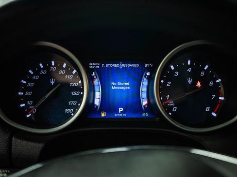 Used 2015 Maserati Ghibli RWD image 16