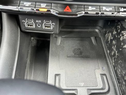 Used 2024 Dodge Durango R/T AWD/4WD image 23