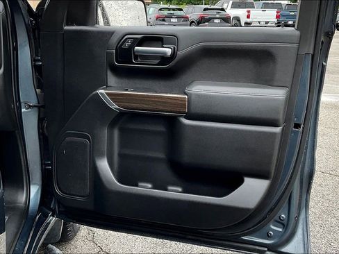 Used 2019 Chevrolet Silverado 1500 RST w/ True North Edition AWD/4WD image 17