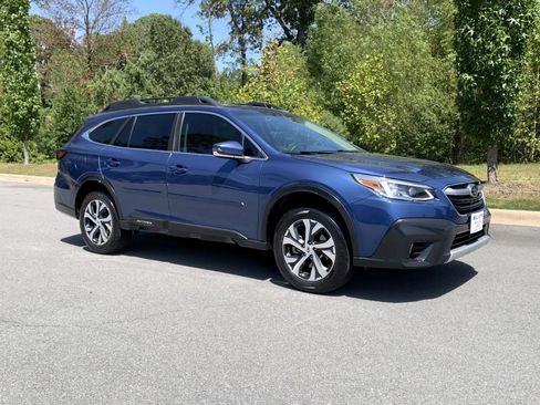 Used 2022 Subaru Outback Limited AWD/4WD image 1