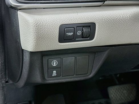 Used 2018 Honda Accord LX image 10
