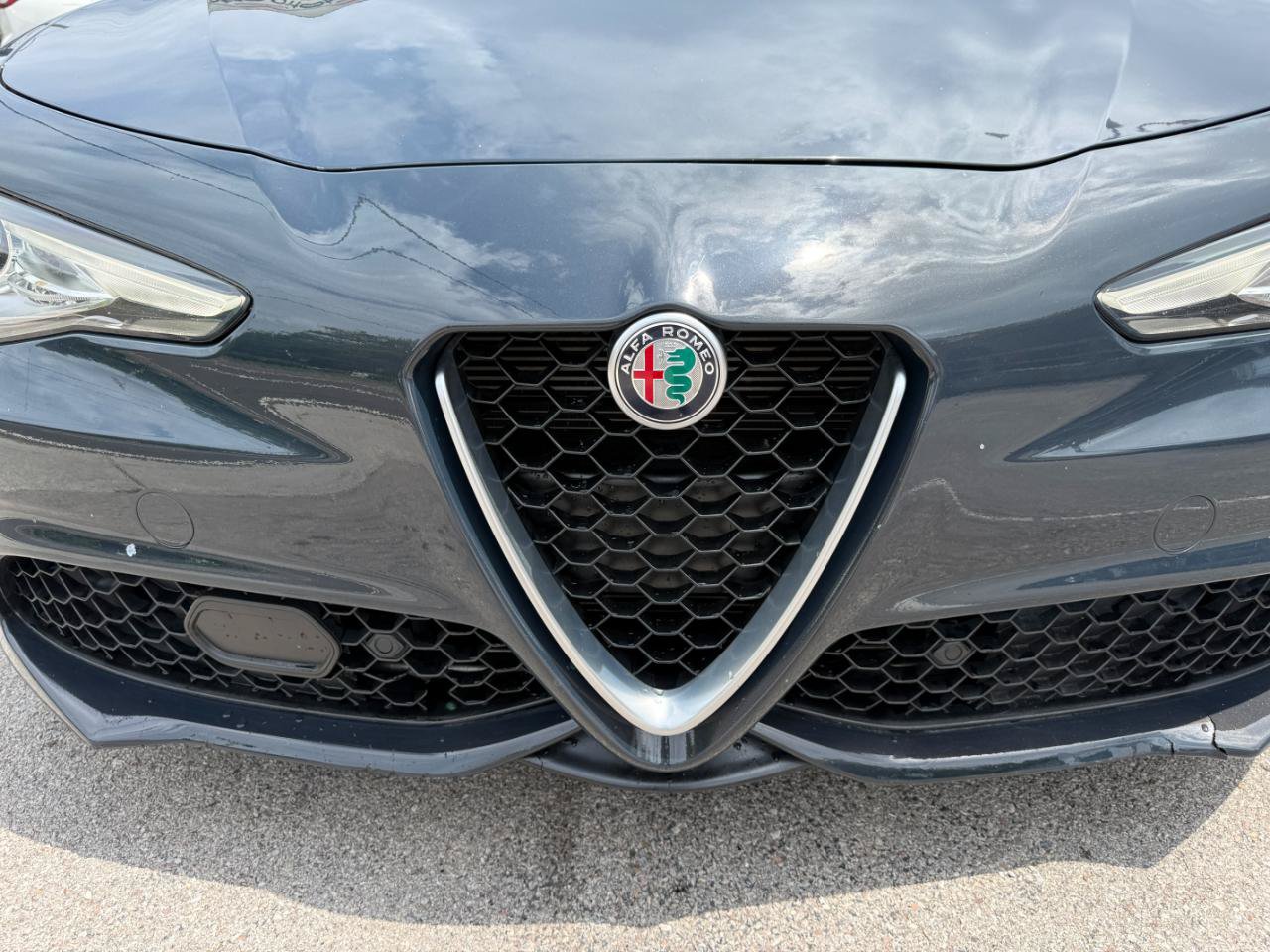 Used 2019 Alfa Romeo Giulia Ti Sport w/ Quick Order Package 22U Sport RWD image 6