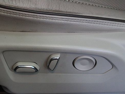 Used 2022 GMC Yukon XL Denali image 20