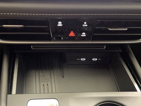 New 2026 Volkswagen Atlas SE image 21