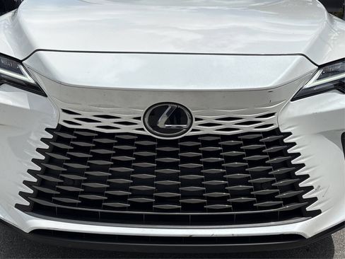 Used 2025 Lexus RX 350 FWD w/ Technology Package image 12