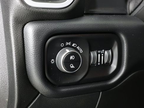 Used 2020 RAM 3500 Big Horn w/ Level 1 Equipment Group image 23