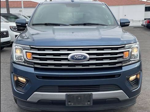Used 2019 Ford Expedition XLT w/ Equipment Group 202A image 2