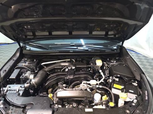 Used 2025 Subaru Crosstrek 2.0i Premium image 38