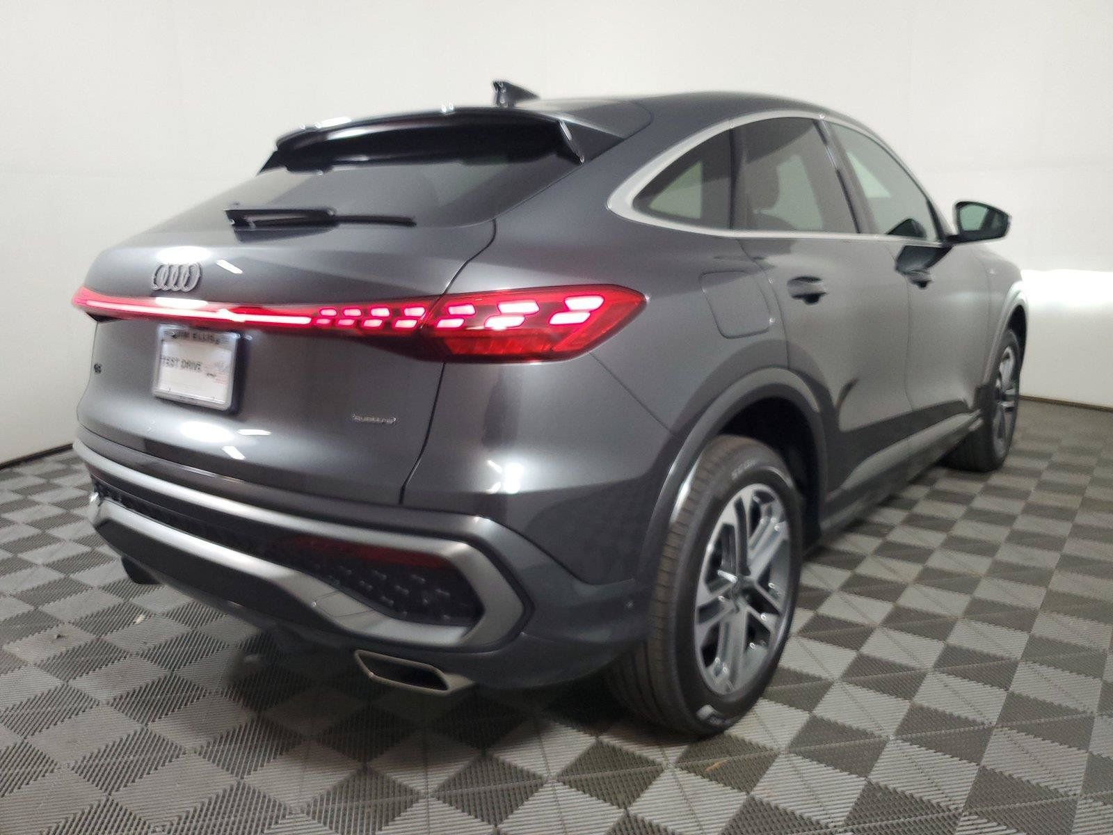 New 2026 Audi Q5 Premium AWD/4WD image 6