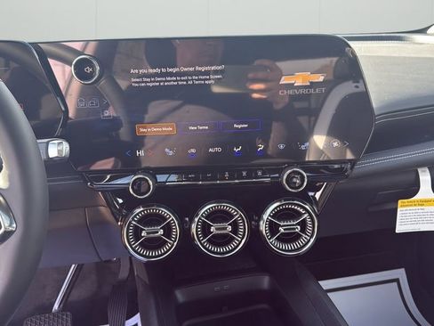 New 2026 Chevrolet Blazer EV LT w/ Super Cruise Package AWD/4WD image 22