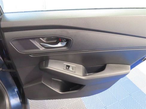 Used 2025 Honda Accord SE image 32