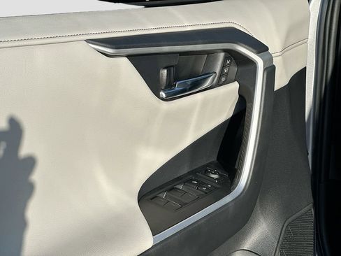 Used 2024 Toyota RAV4 Limited w/ Advanced Technology Package image 17