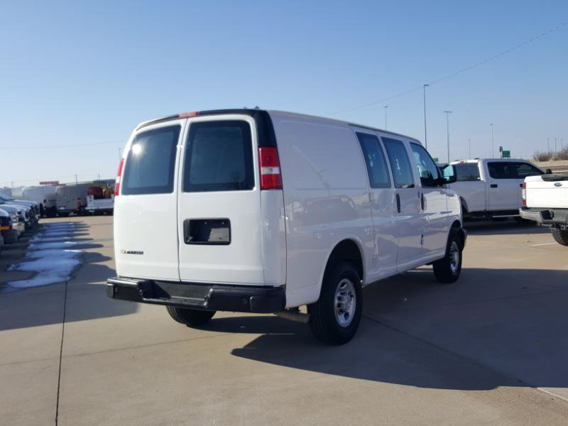 Used 2022 Chevrolet Express 2500 w/ Driver Convenience Package RWD image 7