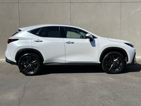 Used 2025 Lexus NX 450h+ AWD w/ Towing Package (2000 Lbs) image 5