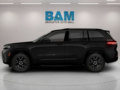 New 2026 Jeep Grand Cherokee Altitude AWD/4WD image 12