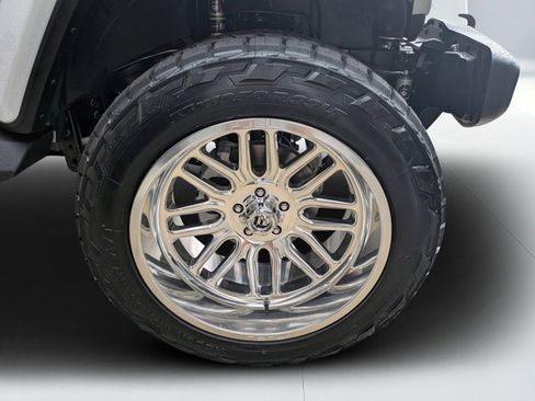 New 2025 Jeep Wrangler Sahara image 8