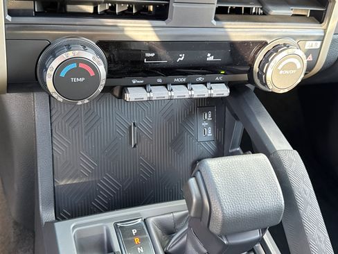 New 2025 Toyota Tacoma SR5 image 31