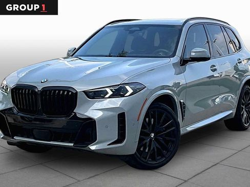 Used 2025 BMW X5 sDrive40i w/ M Sport Package RWD image 1