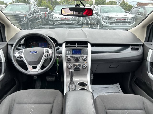 Used 2013 Ford Edge SE FWD image 23