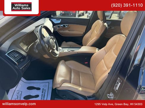 Used 2022 Volvo XC90 T8 Inscription w/ Advanced Package image 10