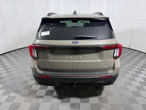 New 2026 Ford Explorer ST-Line w/ ST-Line Street Pack image 6