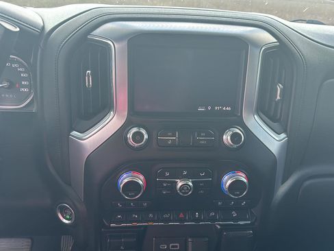 Used 2019 GMC Sierra 1500 SLT w/ SLT Premium Plus Package AWD/4WD image 15