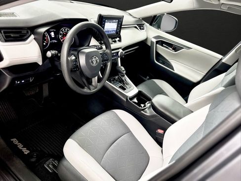 Used 2019 Toyota RAV4 XLE w/ All Weather Liner Package AWD/4WD image 13