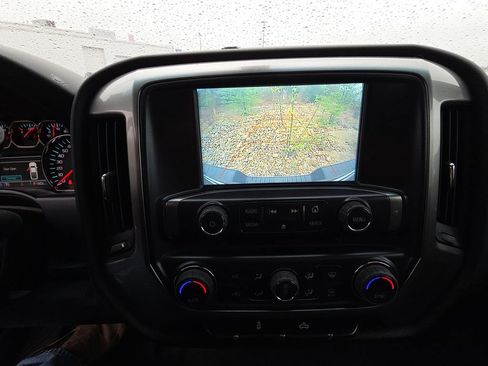 Used 2018 Chevrolet Silverado 1500 LT w/ All Star Edition image 13