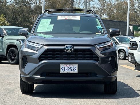 Used 2025 Toyota RAV4 LE AWD/4WD image 7