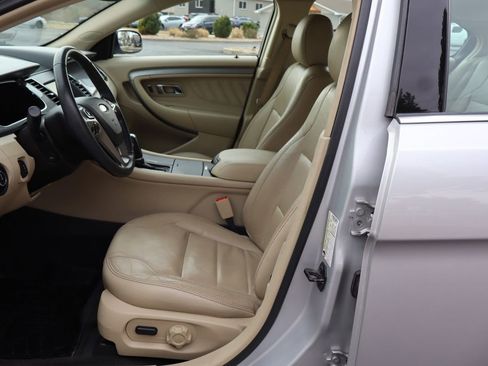 Used 2015 Ford Taurus SEL w/ Equipment Group 201A image 19