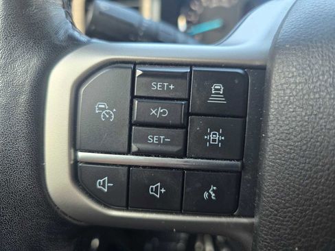 Used 2023 Ford Expedition Limited image 33