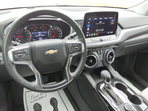 Used 2023 Chevrolet Blazer LT AWD/4WD image 12