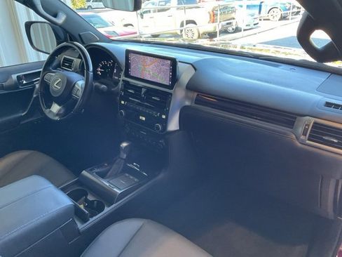 Used 2022 Lexus GX 460 Premium image 24