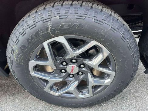 New 2026 GMC Sierra 1500 SLT w/ SLT Premium Plus Package AWD/4WD image 12