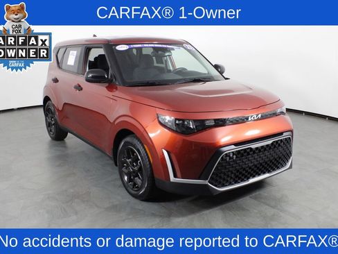 Used 2023 Kia Soul S FWD image 4
